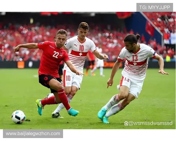 世界杯赛场瑞士与波黑比赛中临场调整的战术思路与应对策略
